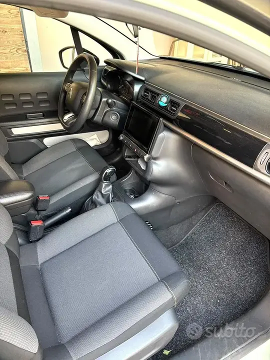 Citroen C3 2018 photo 3