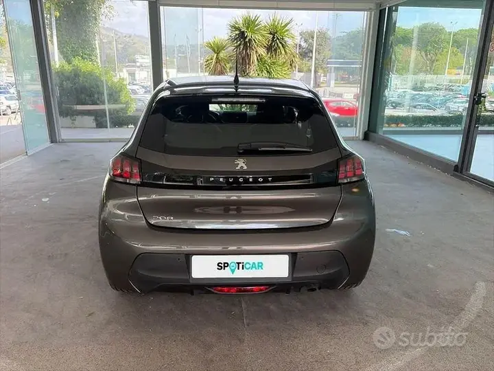 Peugeot 208 2023 photo 4