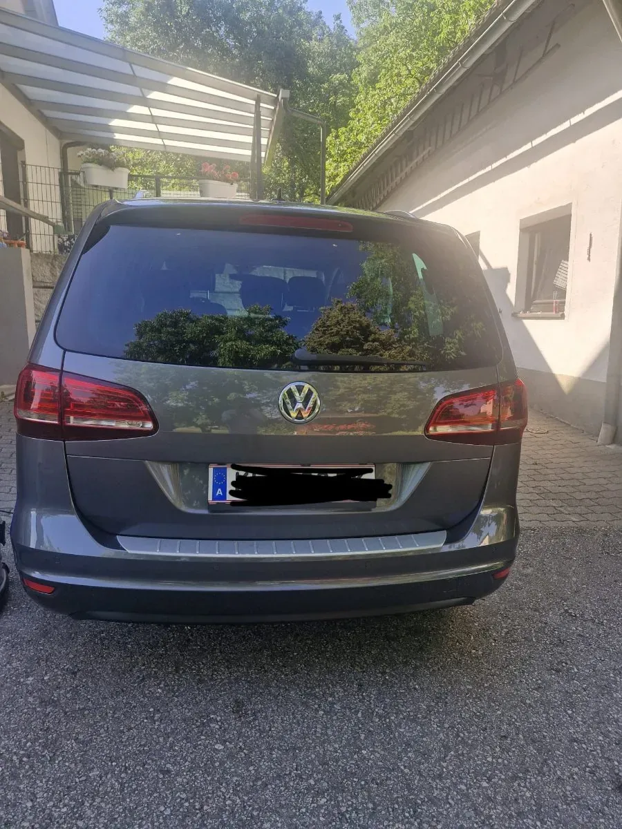 Volkswagen Sharan 2016 photo 2