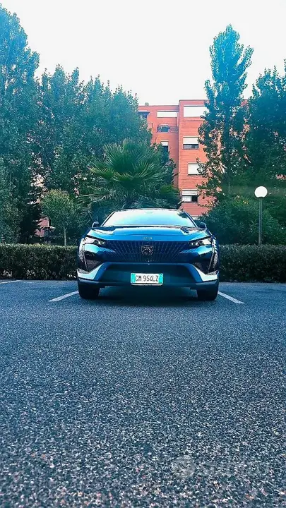 Peugeot 408 2023 photo 3