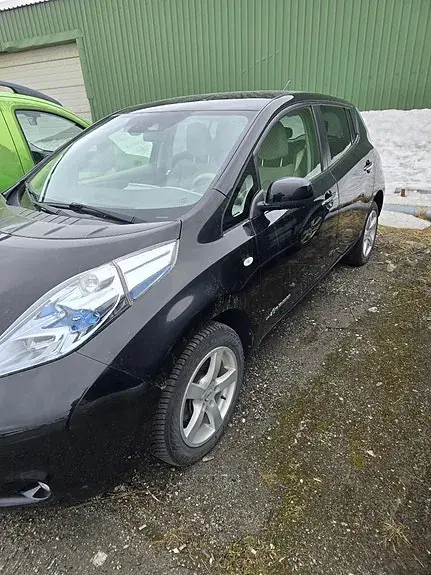 Nissan Leaf 2012 photo 3