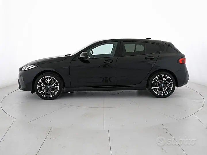 BMW 1 Series 2026 photo 3