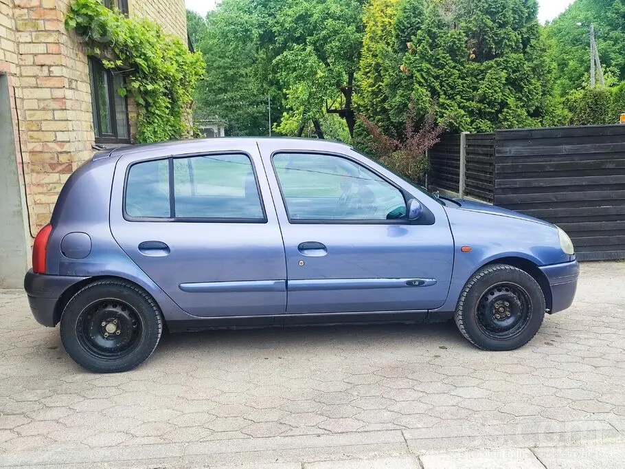 Renault Clio 2000 photo 2