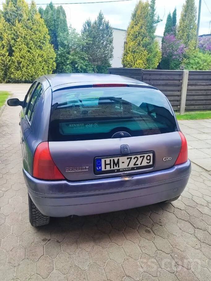 Renault Clio 2000 photo 4