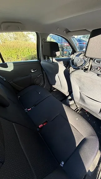 Renault Clio 2006 photo 5