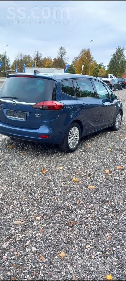 Opel Zafira 2016 photo 2