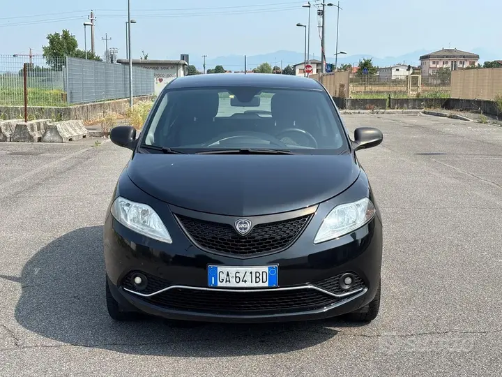 Lancia Ypsilon 2020 photo 2