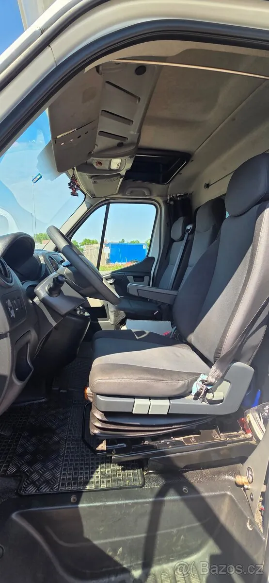Renault Master 2019 photo 5