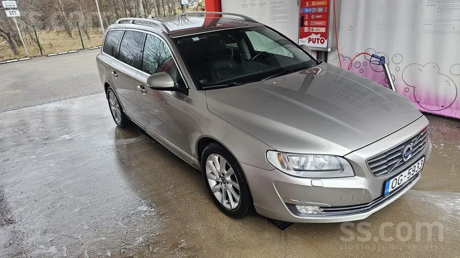 Volvo V70 2015 photo 2
