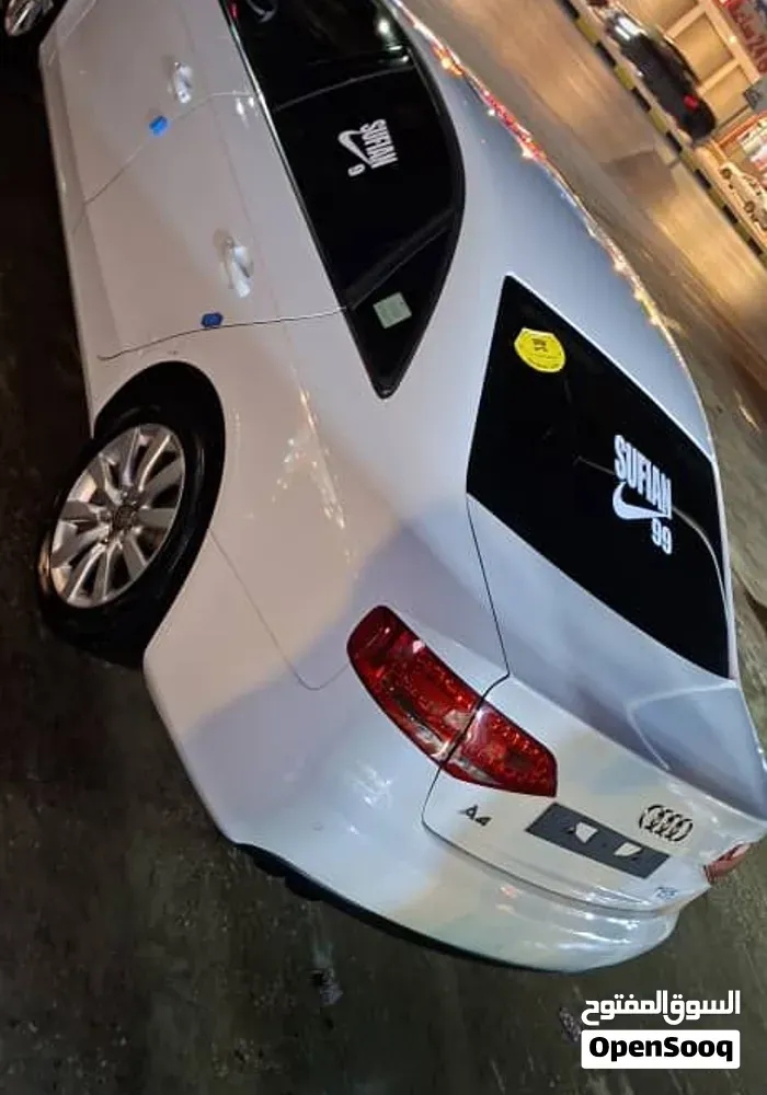 Audi A4 2011 photo 3