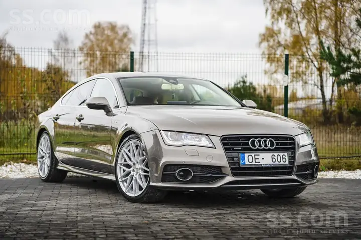 Audi A7 2011 photo 3