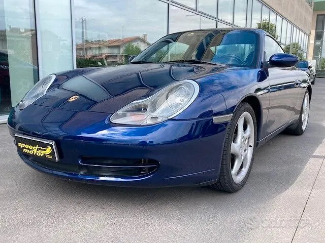 Porsche 911 Carrera 4