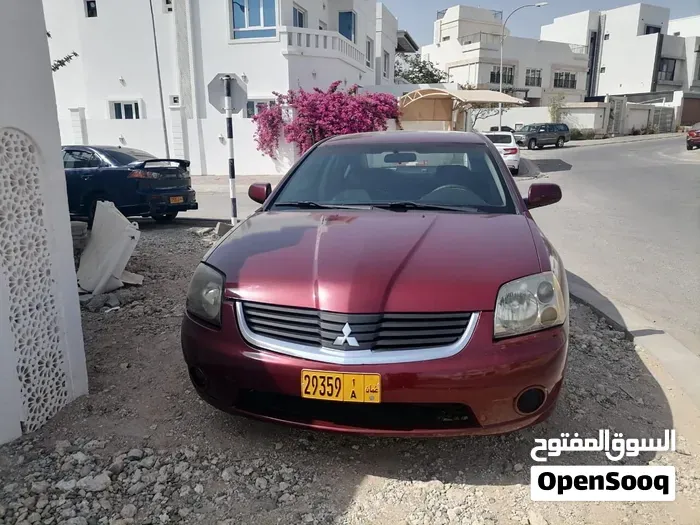 Mitsubishi Galant 2011 photo 5