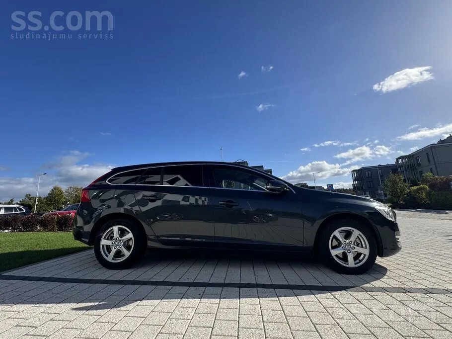 Volvo V60 2014 photo 3