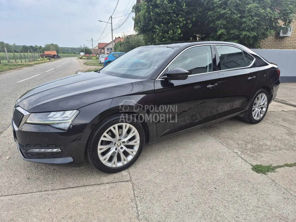 Skoda Superb 2022 photo 3