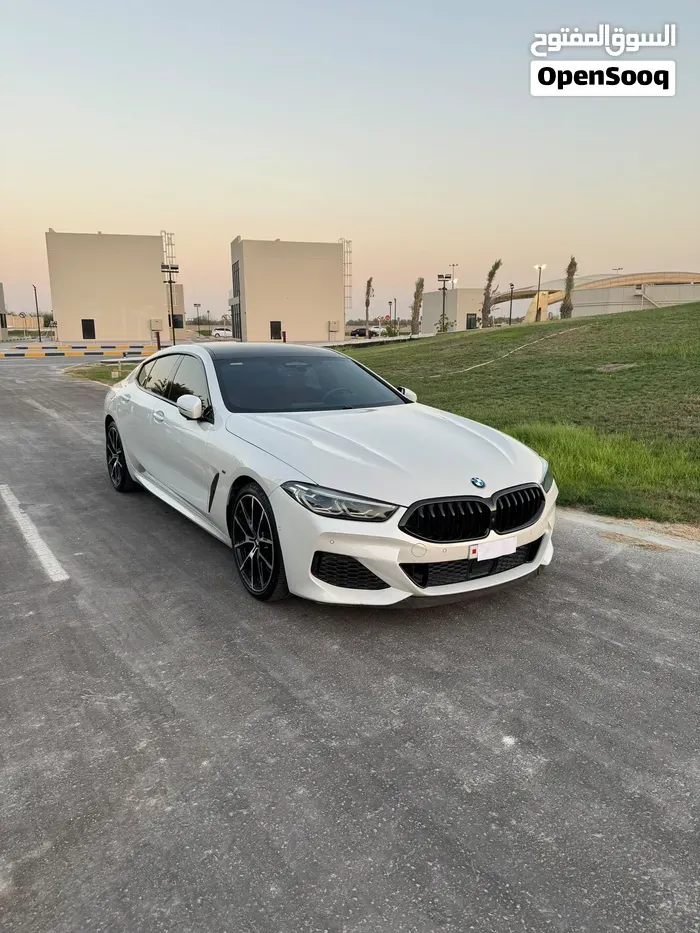 BMW 8 Series 2020 photo 2