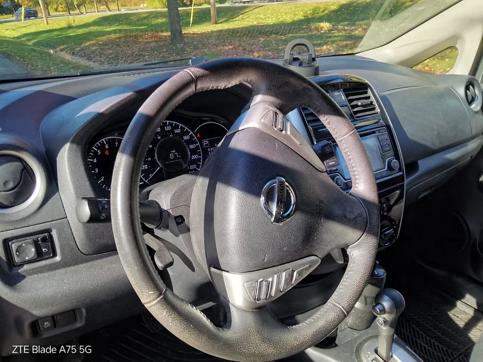 Nissan Versa Note 2015 photo 5