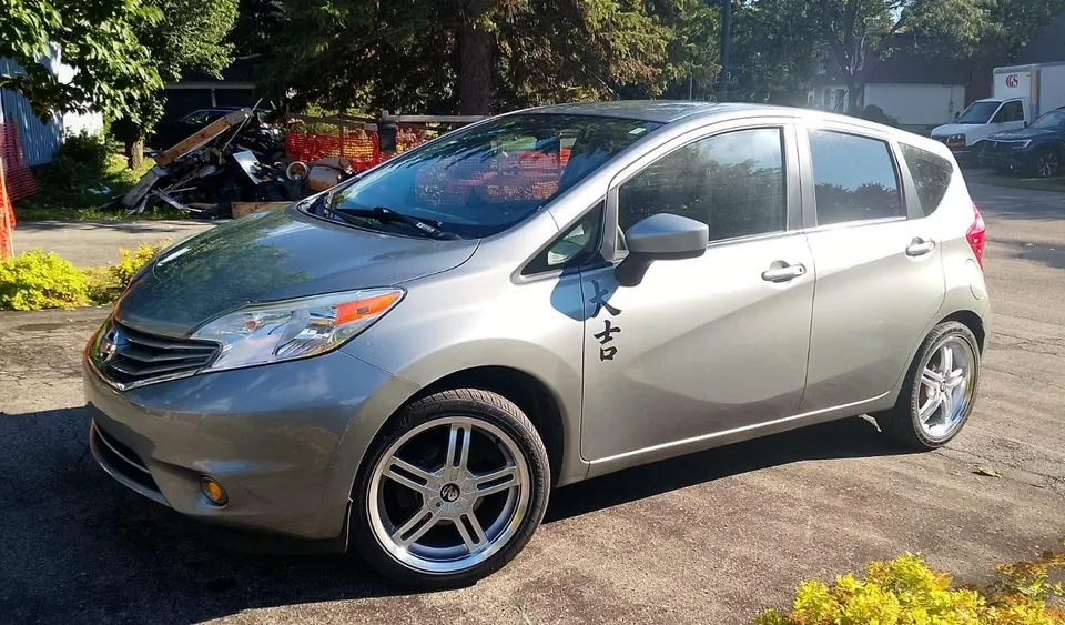 Nissan Versa Note 2015 photo 4