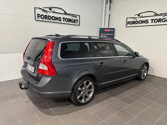 Volvo V70 2011 photo 5