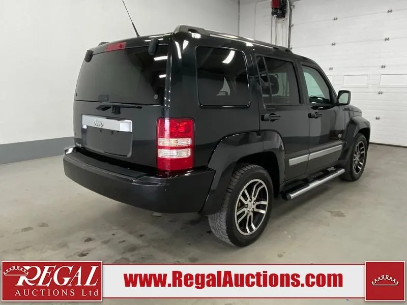 Jeep Liberty 2011 photo 3