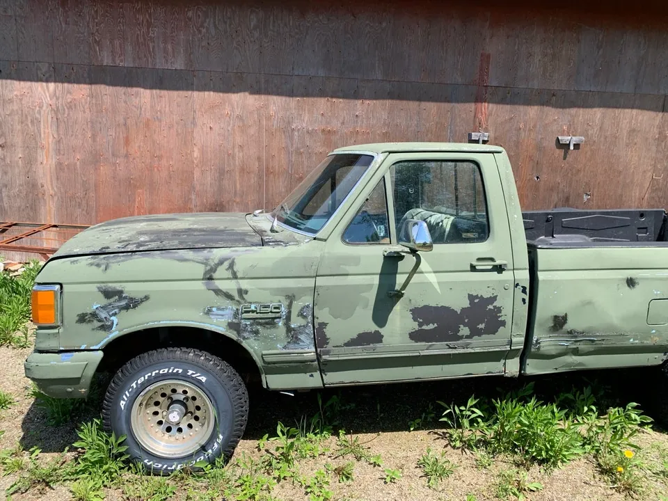 Ford F-150 1987 photo 3
