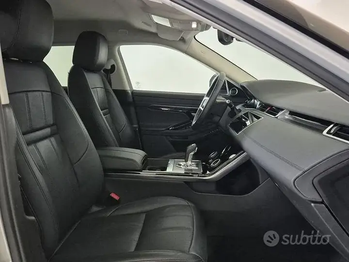 Land Rover Range Rover Evoque 2022 photo 5