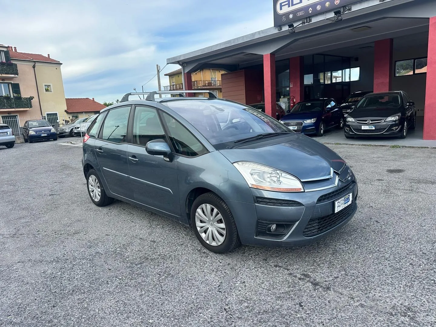 Citroen C4 2008 photo 2
