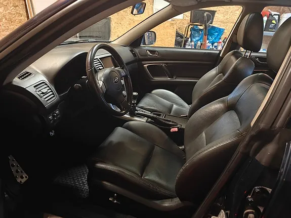Subaru Legacy 2005 photo 5