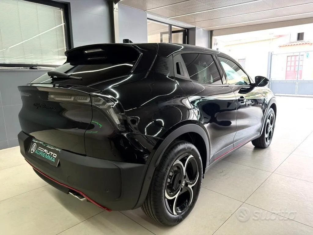 Alfa Romeo Junior 2025 photo 4