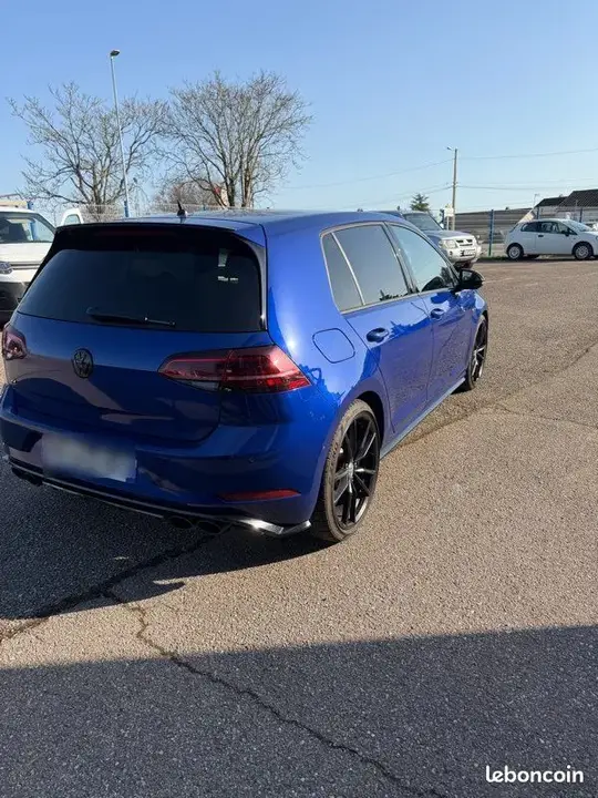 Volkswagen Golf 2019 photo 2