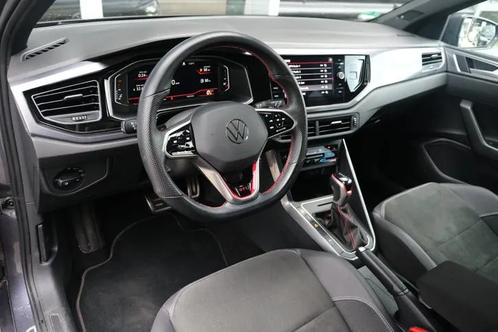 Volkswagen Polo 2023 photo 3