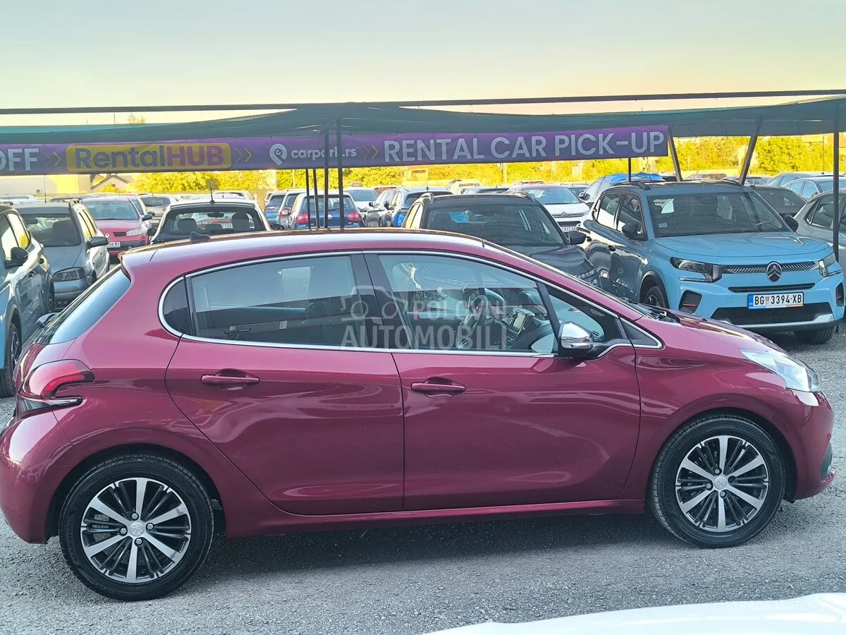 Peugeot 208 2018 photo 4