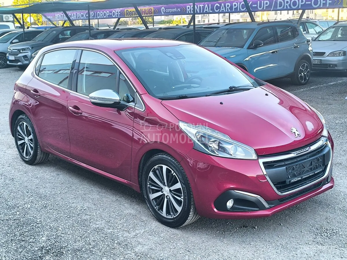 Peugeot 208 2018 photo 2