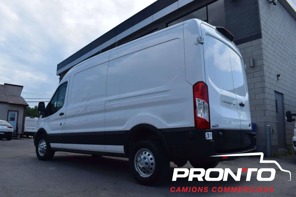 Ford Transit 2024 photo 5