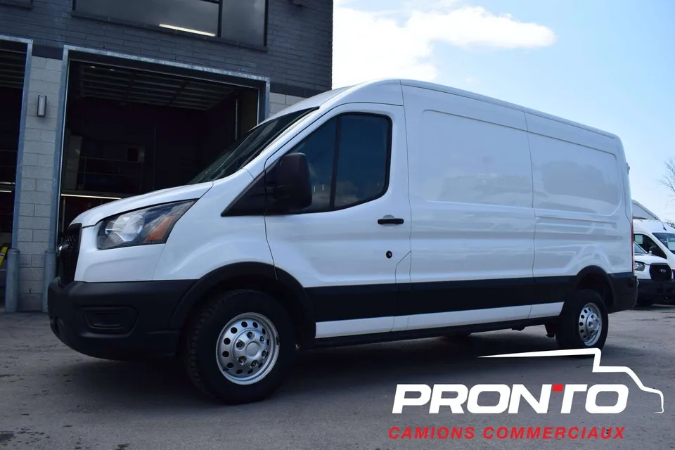 Ford Transit 2024 photo 3