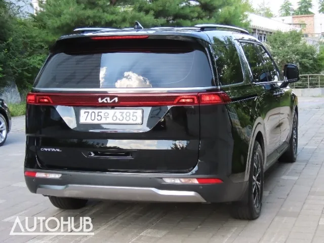 Kia Carnival 2023 photo 3