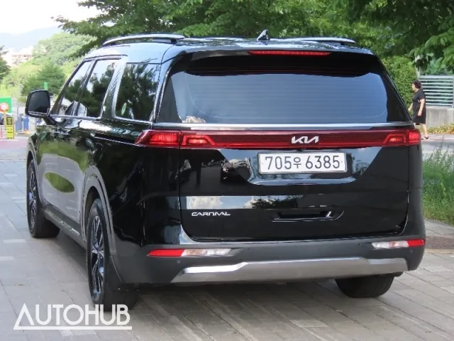 Kia Carnival 2023 photo 4