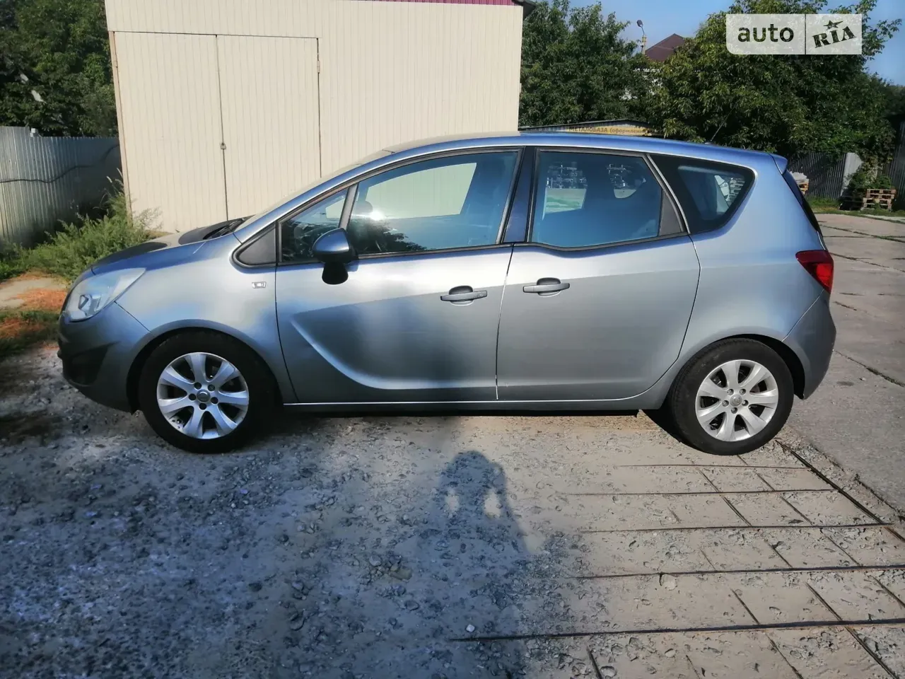 Opel Meriva 2010 photo 2