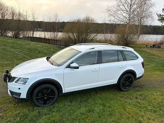 Skoda Octavia Scout 2018 photo 5