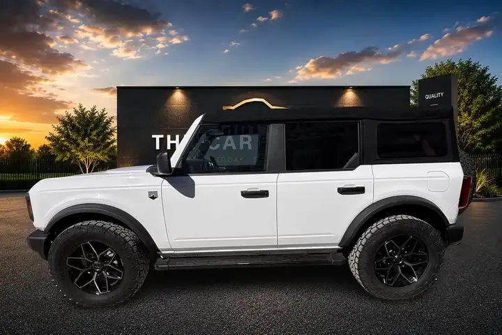 Ford Bronco 2022 photo 3