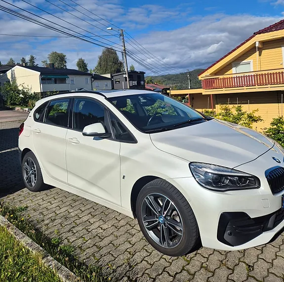 BMW 225Xe 2019 photo 2
