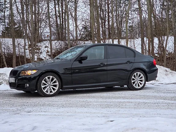 BMW 320D 2012 photo 3