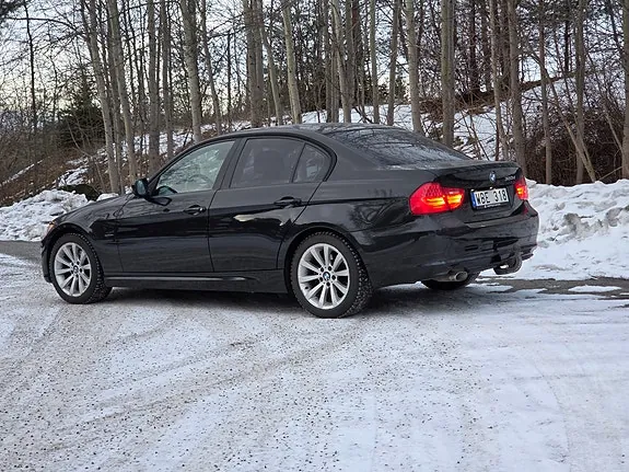 BMW 320D 2012 photo 4