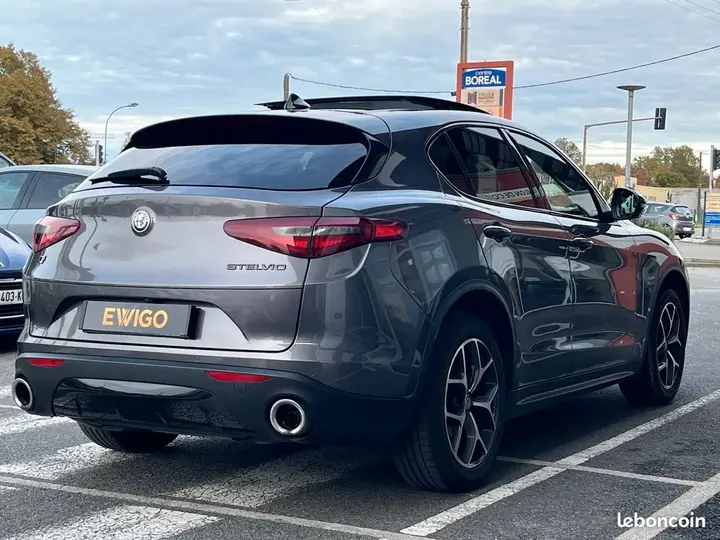 Alfa Romeo Stelvio 2019 photo 2