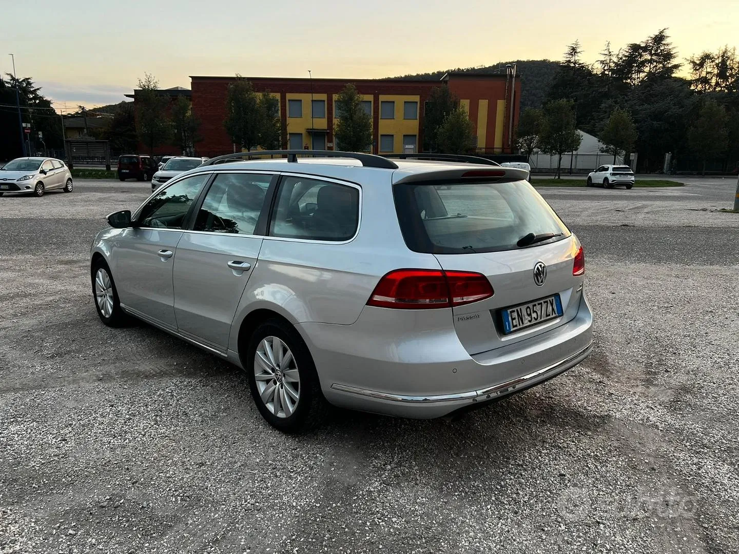 Volkswagen Passat 2012 photo 3