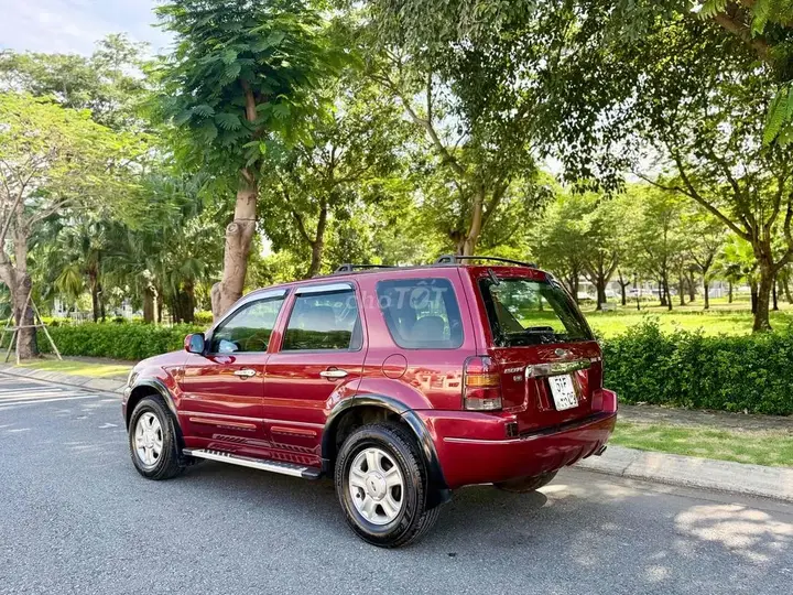 Ford Escape 2004 photo 4