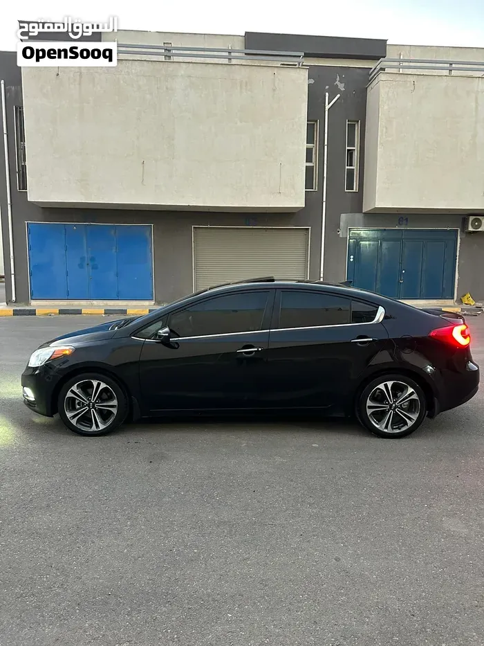 Kia Forte 2014 photo 2