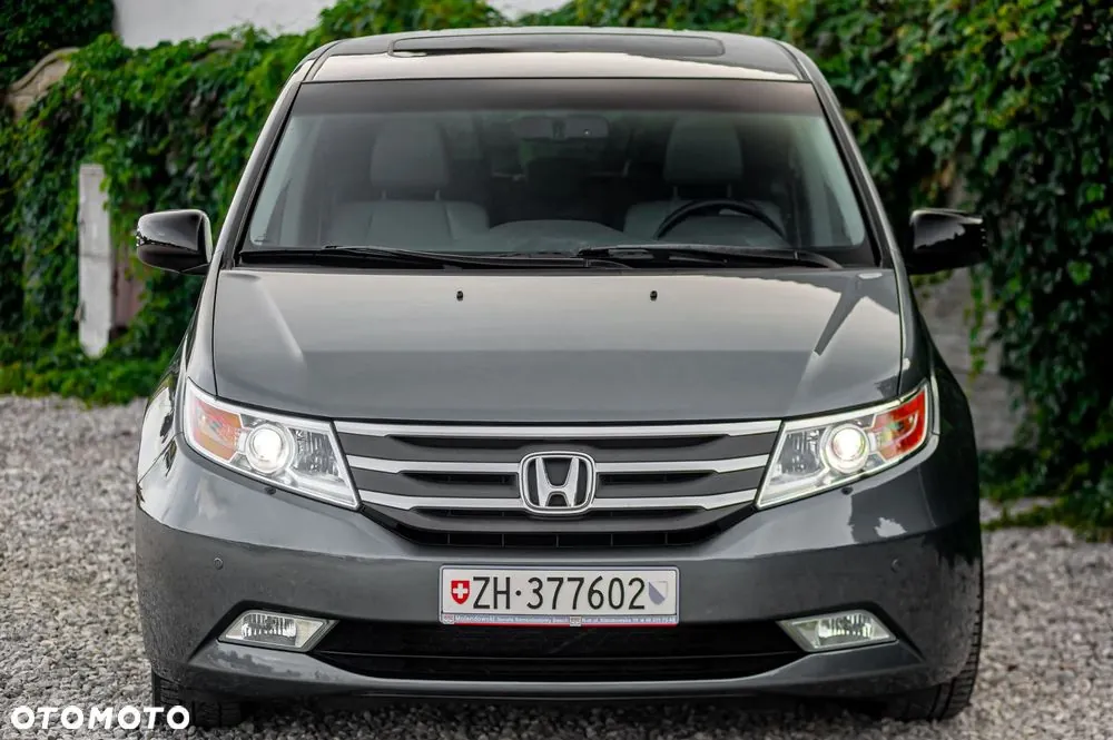 Honda Odyssey 2012 photo 4
