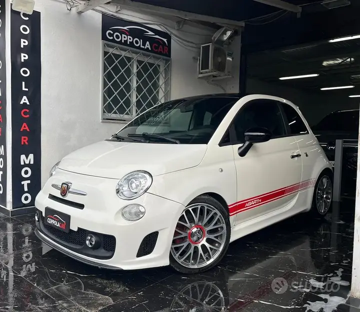 Abarth 500 2009 photo 2
