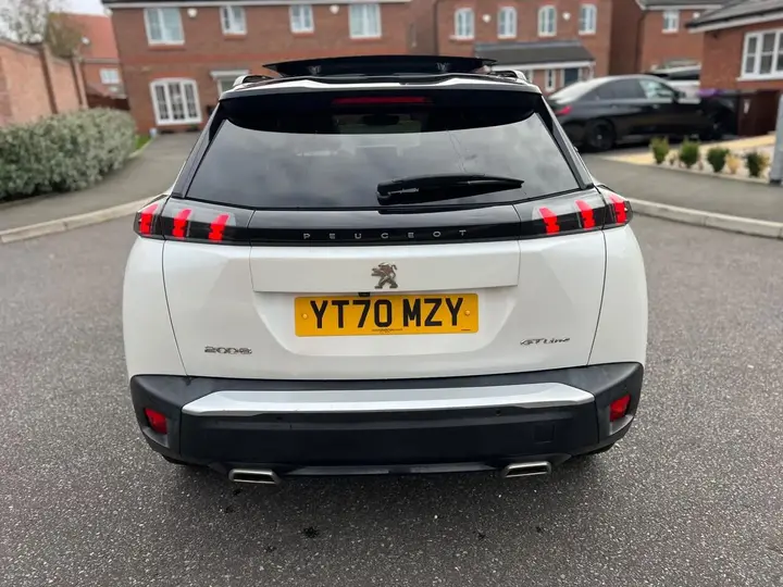 Peugeot 2008 2020 photo 5
